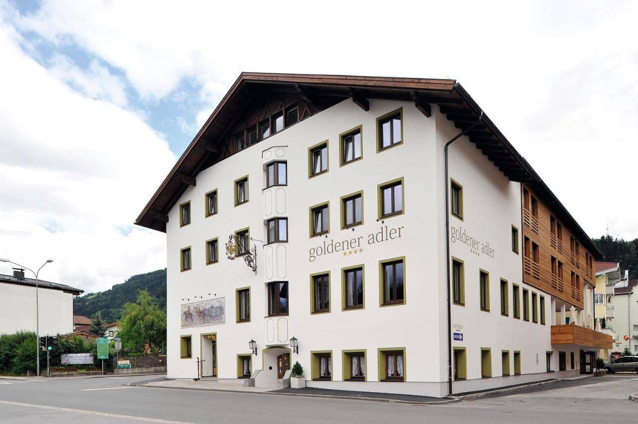 Hotel Goldener Adler Wattens in Tuxer Alpen, Wattens