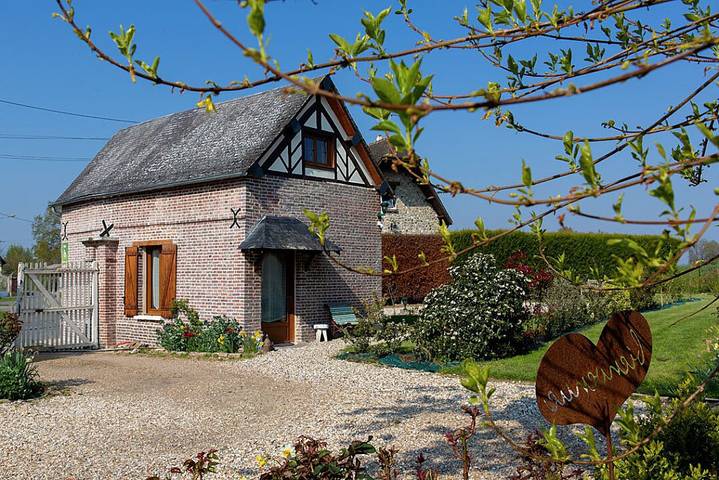 Gîte pour 2 personnes, avec jardin et terrasse