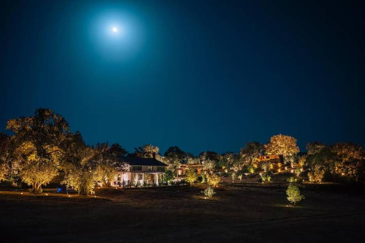 Casa rural para 8 personas, con vistas y piscina además de jardín y piscina para niños en Montefrío