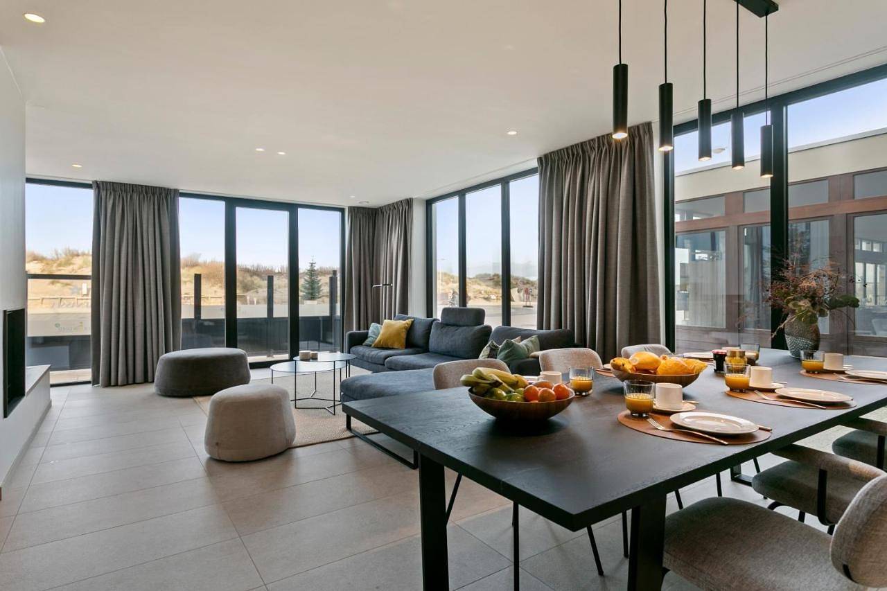 Geheel appartement, Vloed in De Panne, Belgische Kust