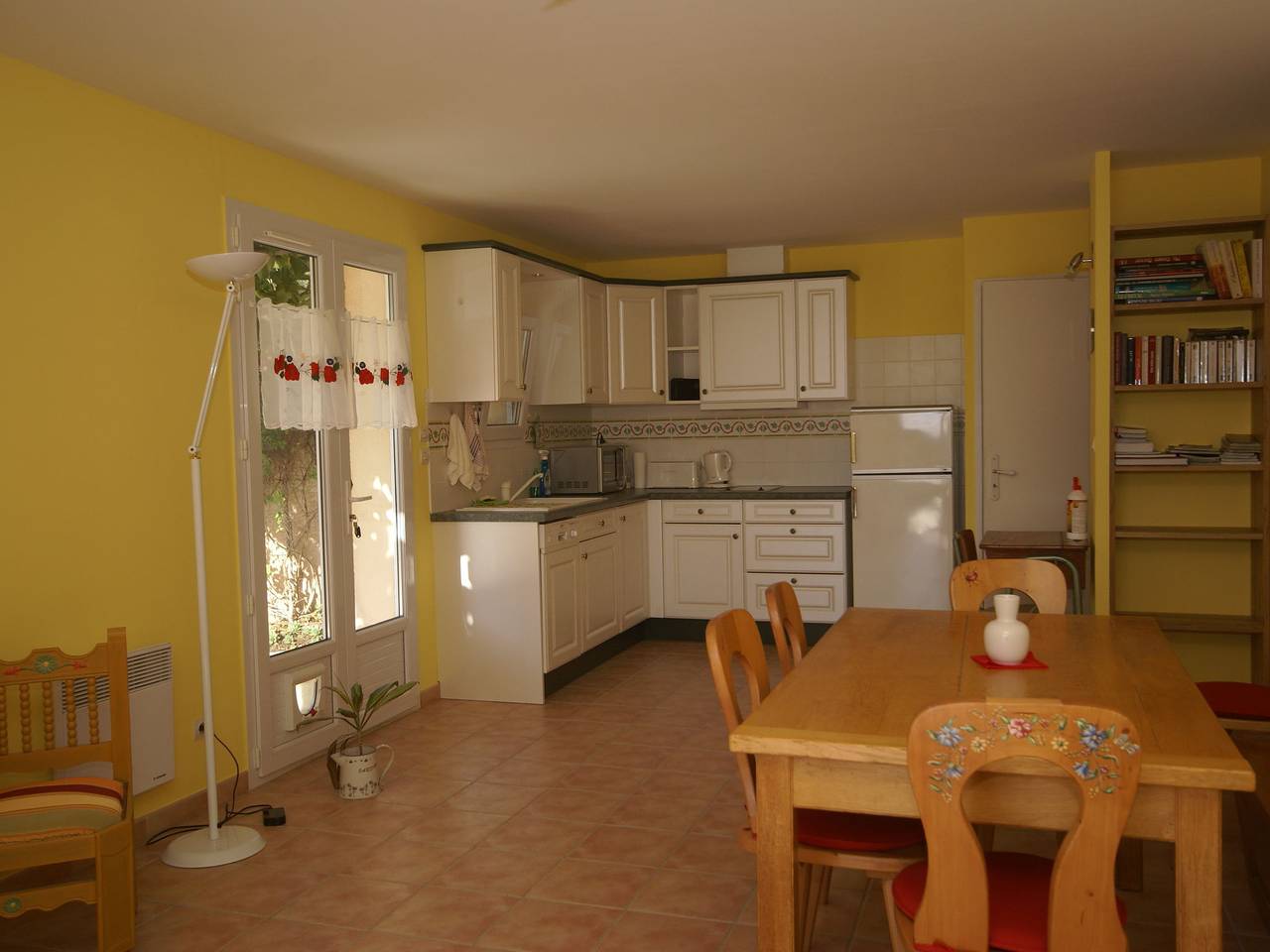 Saint-Maximin : Piscine et Calme in Saint-Maximin (Nimes), Région de Nîmes