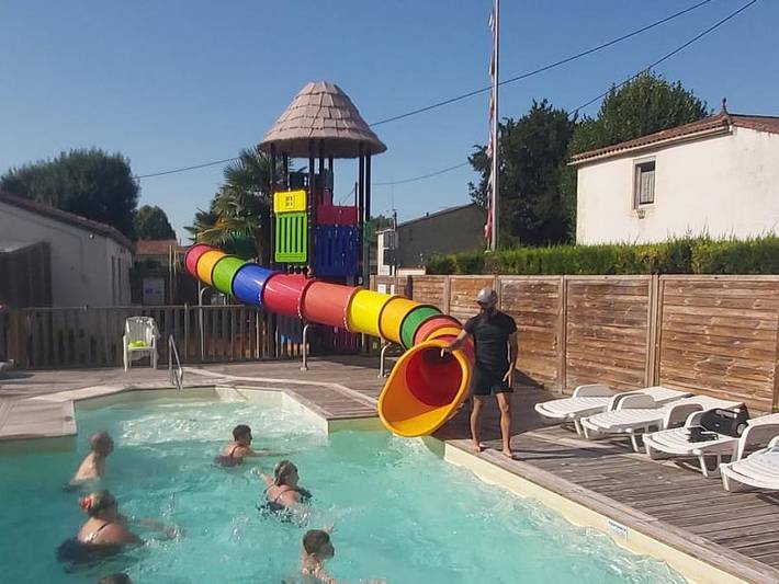 Camping de La Geres - Hébergement 2 personnes - Cocoduo in Surgères, Région de Rochefort