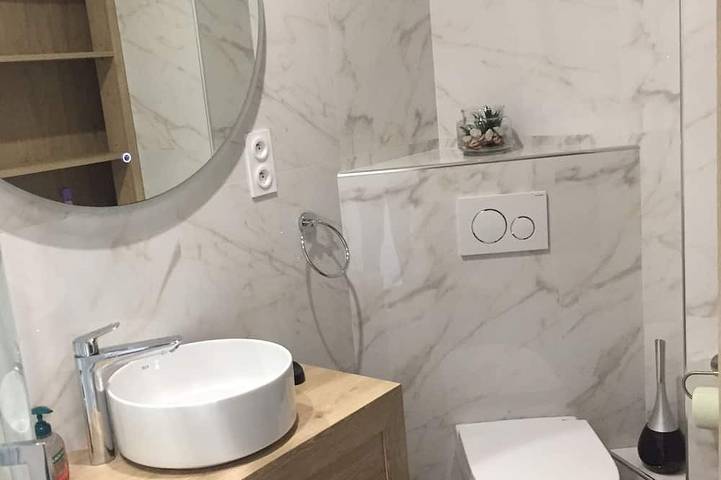 Appartement entier, Bel appartement de 29 m2 lumineux  à 100 m de la plage. 3 Etoiles in Calvi, Région de Calvi