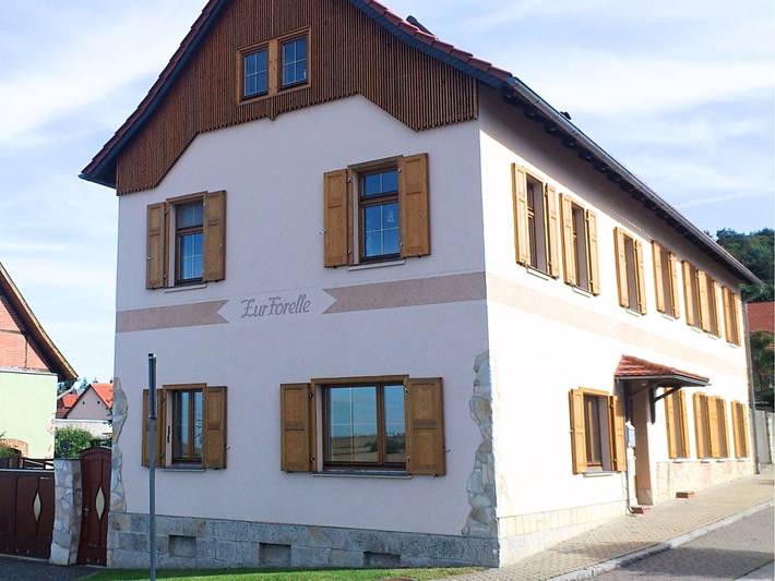 Ferienwohnung für 6 Personen, mit Terrasse und Garten in Ballenstedt