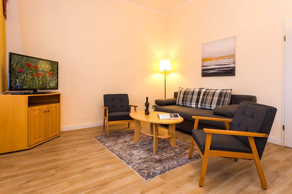 Ganze Ferienwohnung, Villa Fichtenhain "Große Fewo Nr. 1" in Bansin, Heringsdorf