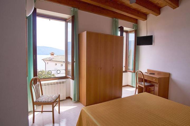 Hôtel pour 2 personnes, avec jardin et vue à Gargnano - 4