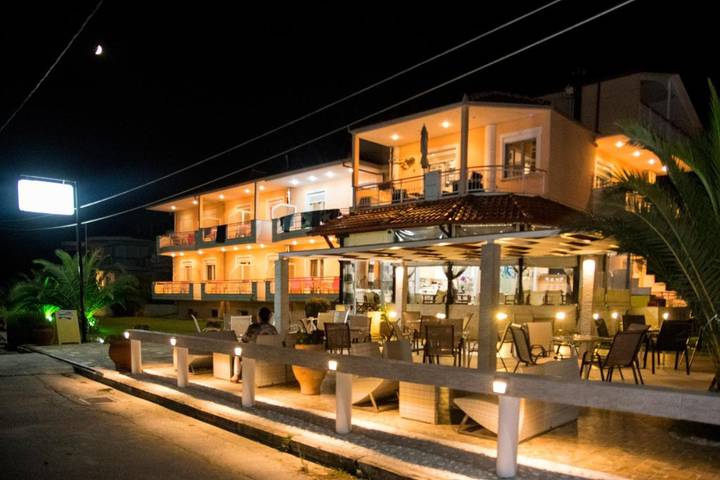 Ferienhaus für 2 Personen, mit Balkon und Terrasse sowie Garten und Ausblick