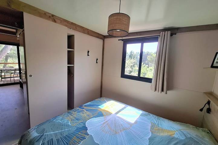 Gîte pour 4 personnes, avec terrasse et piscine à Simiane-Collongue - 4