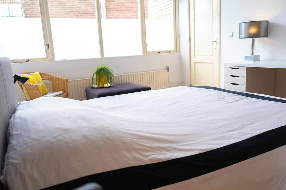 Geheel appartement, Verdronkenoord 57 - Midden in het hart van Alkmaar, jouw plek aan de gracht in Nederlandse Noordzeekust