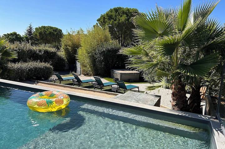 Maison de vacances pour 13 personnes, avec jardin ainsi que balcon et piscine, animaux acceptés - 1