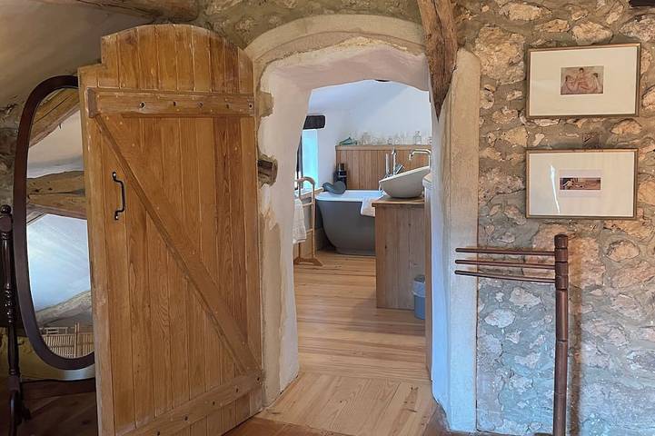 Belle maison Périgourdine rénovée avec le charme de l'ancien in Fouleix, Périgord