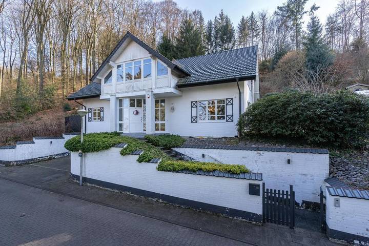 Ferienhaus für 8 Personen, mit Garten und Ausblick in Oerlinghausen - 2