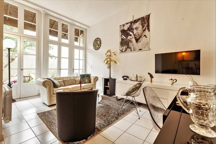 Gîte pour 4 personnes, avec terrasse dans Marche Sur La Place Des Lices Vannes