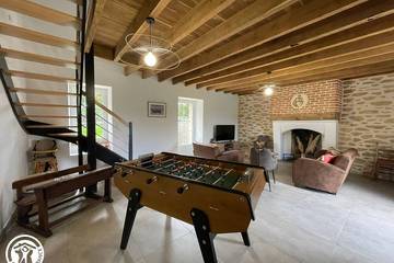 Gîte pour 15 personnes, avec jardin à Soullans