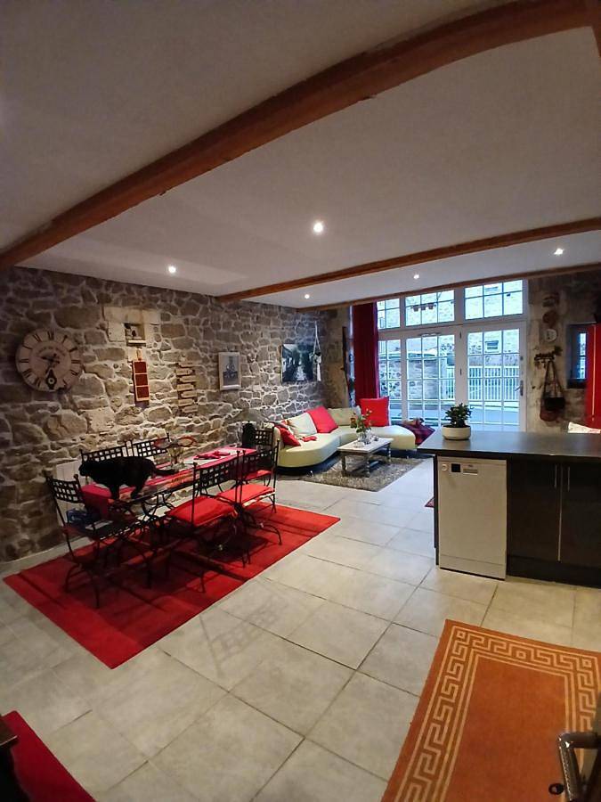 Location de vacances pour 5 personnes, avec terrasse à Piégut-Pluviers - 3