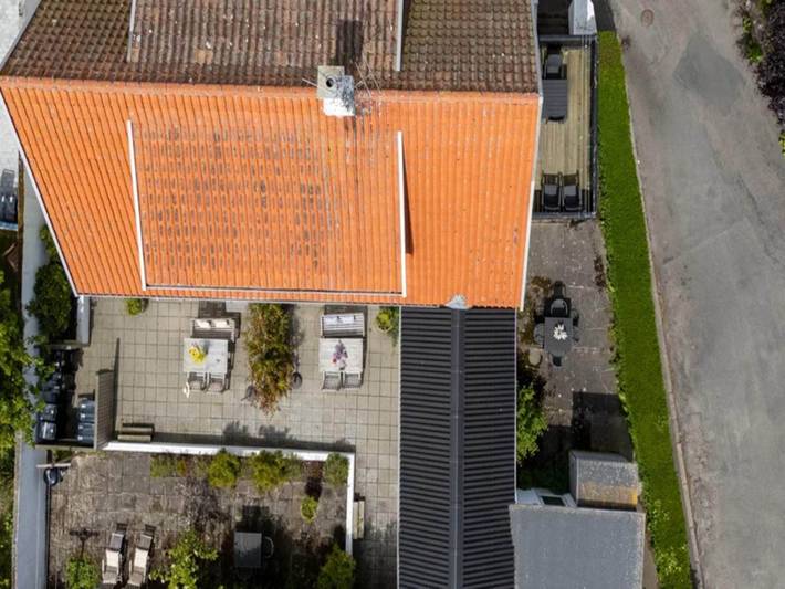 Ferieudlejning for 8 personer, med terrasse i Sandvig
