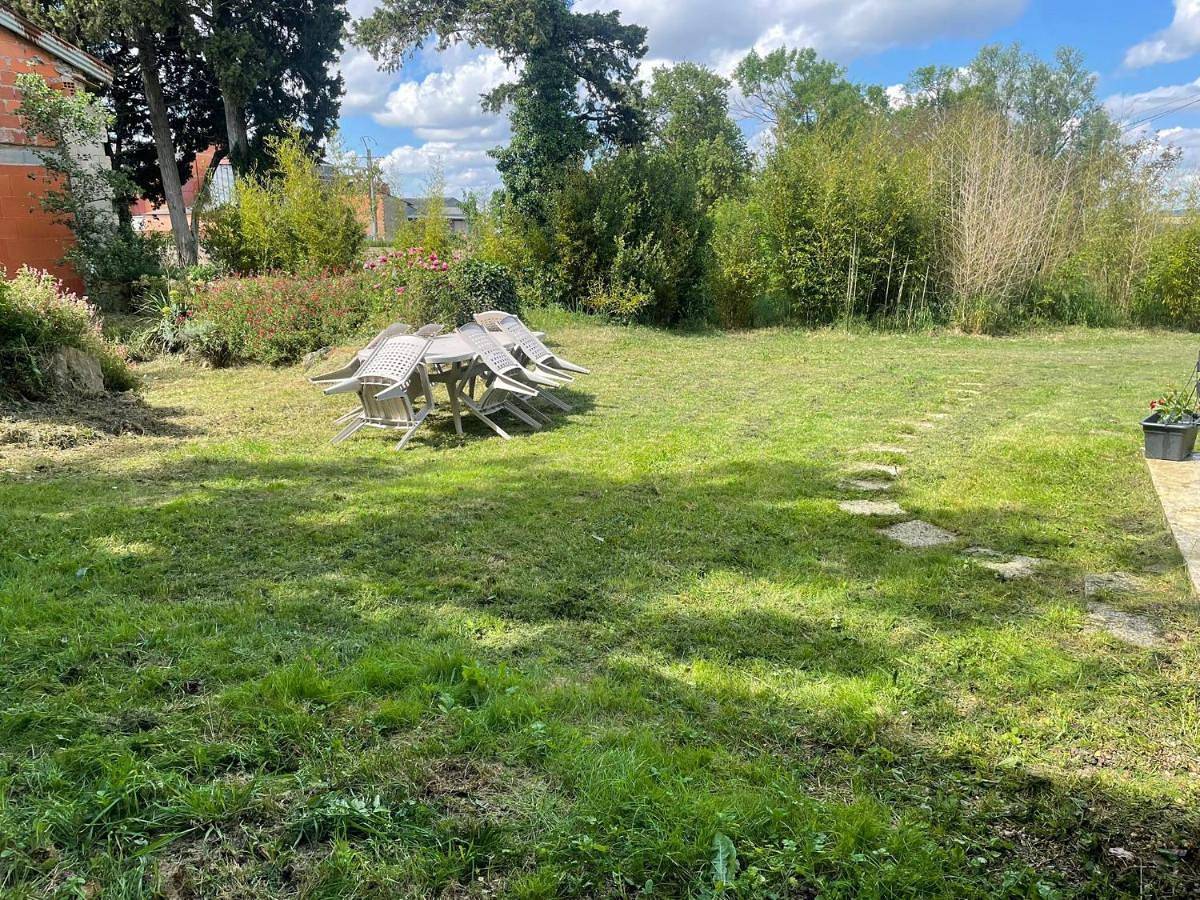 Three-Bedroom Home in Mas-Saintes-Puelles, Région de Carcassonne