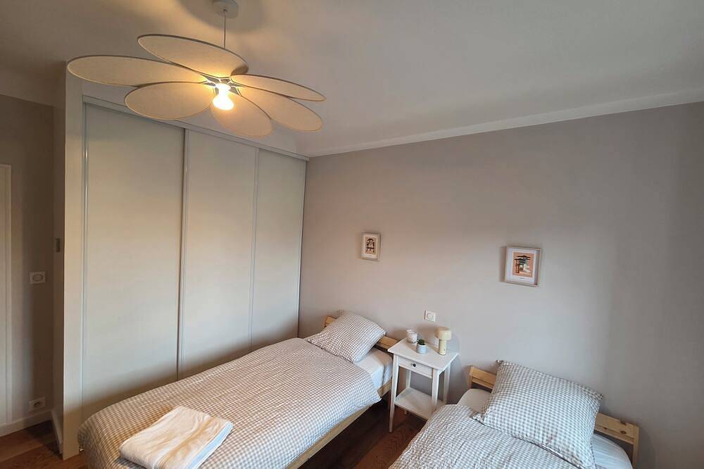 Appartement entier, Idéal pour découvrir le Pays Basque:appartement cosy, terrasse et vue magnifique in Mendionde, Région de Bayonne