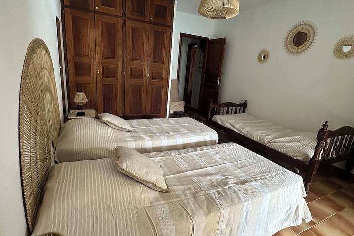 Gîte pour 4 personnes, avec terrasse et jardin dans Plage de Tiuccia - 2
