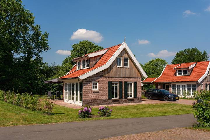 Vakantiehuis voor 6 personen, met sauna en tuin in Hoge Hexel
