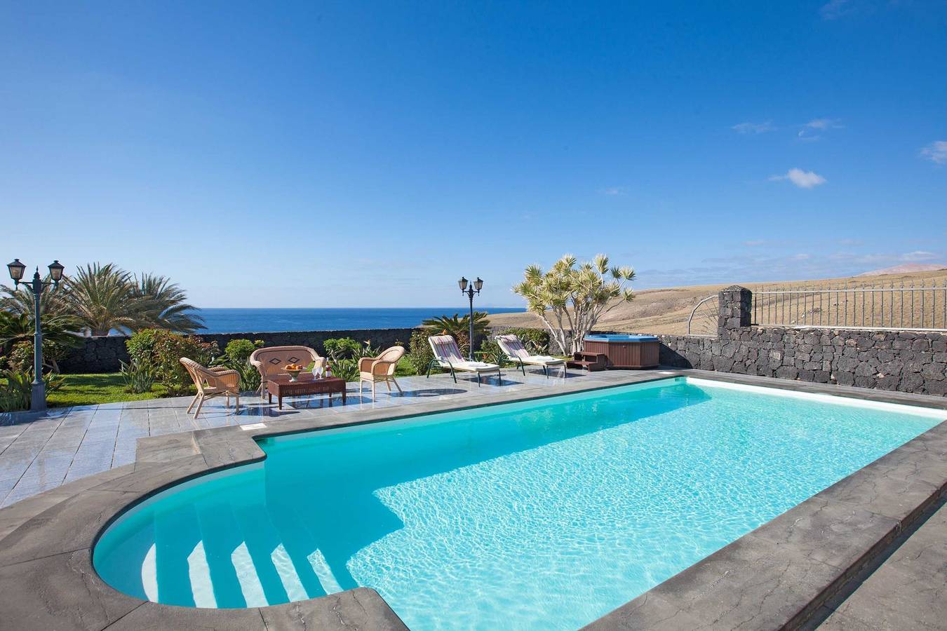 Bright and Spacious Puerto Calero Villa | 3 Bedrooms | Villa Viejo Dos | Private Pool & Wonderful Scenic Views | Lanzarote in Puerto Calero, Yaiza
