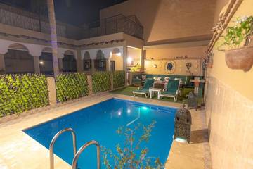 Hôtel pour 2 personnes, avec piscine ainsi que jacuzzi et terrasse à Taroudant