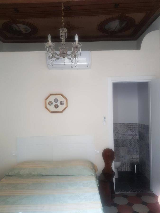 Chambre d’hôte pour 2 personnes, avec terrasse, animaux acceptés à Florence - 2