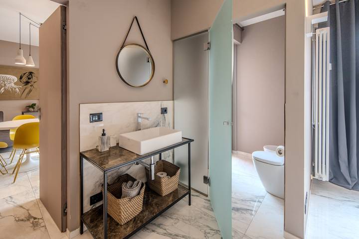 Appartamento intero, Interno 5 - [Parcheggio gratuito] in Alba, Langhe