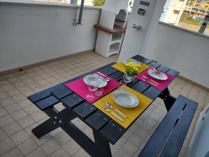 Gîte pour 5 personnes, avec vue ainsi que balcon et piscine à San Salvo Marina - 2