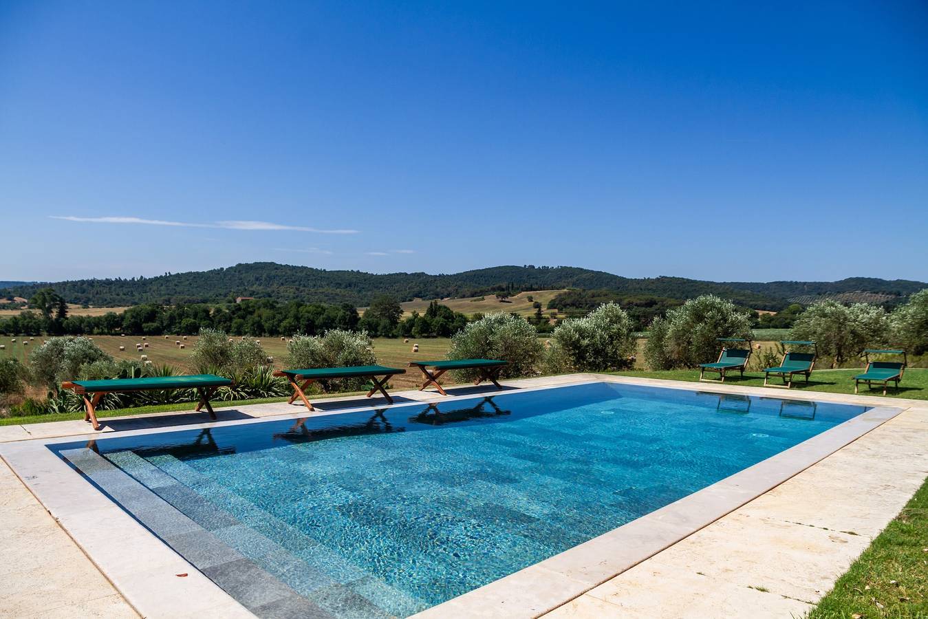 Villa 'La Vigna' with Private Pool, Wi-Fi and Air Conditioning in Gavorrano, Grosseto Province