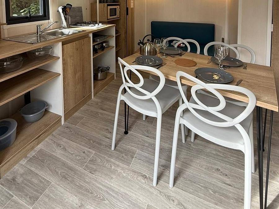 Camping Domaine de Kervallon - Mobile home 4 persons - 2 bedroom cabin in Caro, Vannes region