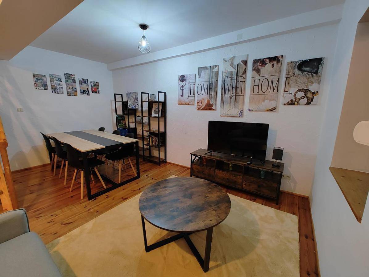 Appartement entier, Cosy Triplex 3 chambres in Pont-de-l'Arche, Région de Les Andelys