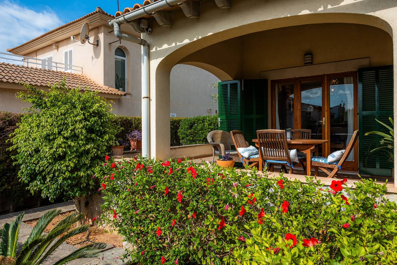Holiday Home Llagosta 31 in Sa Ràpita, very close to the sea with terrace, private garden, and Wi-Fi in Sa Ràpita, Campos
