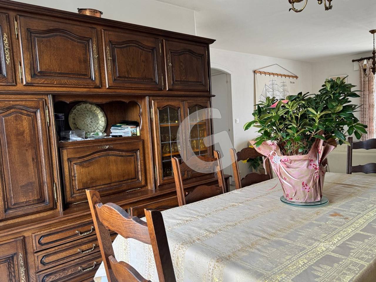 Cozy Forest-Edge Retreat for 6 with Garden, Near Beach and Shops in Longeville-sur-Mer, Vendée
