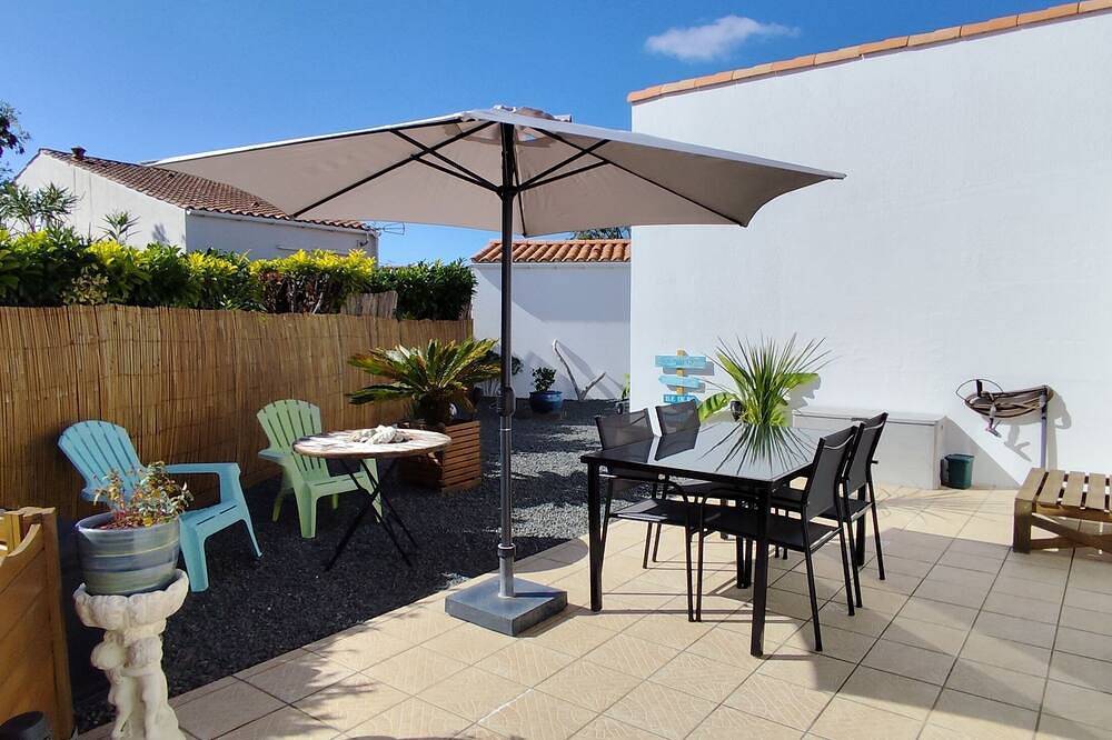 Maison dans résidence sécurisée avec piscine partagée in La Jarne, Région de La Rochelle