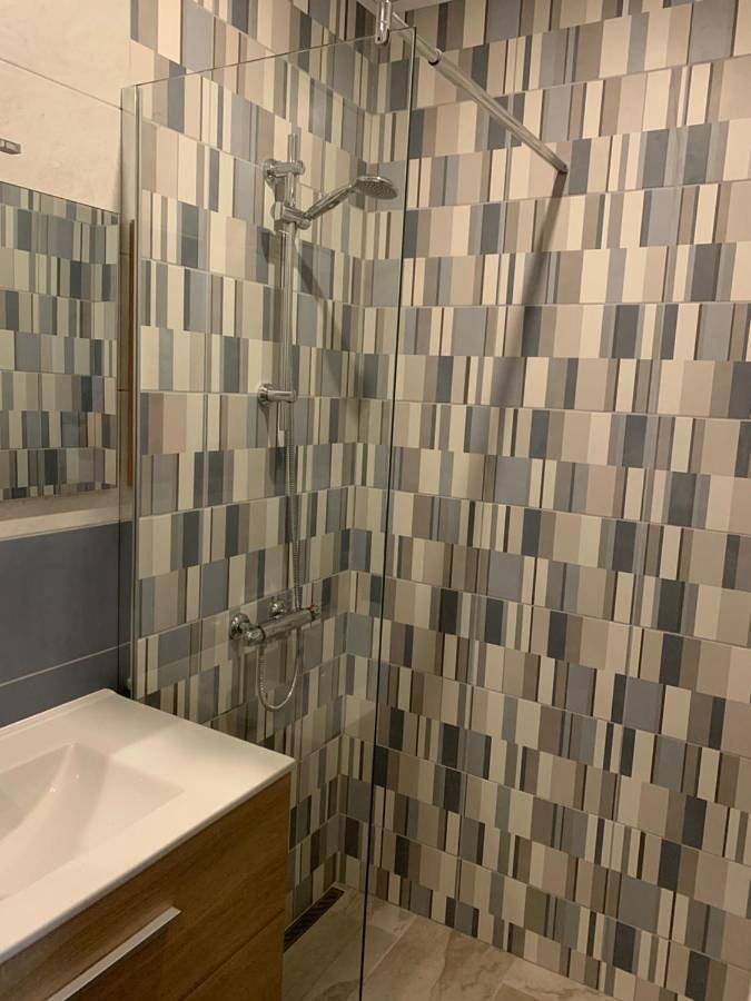 Gîte pour 2 personnes, avec jardin ainsi que jacuzzi et piscine à Bessèges - 2