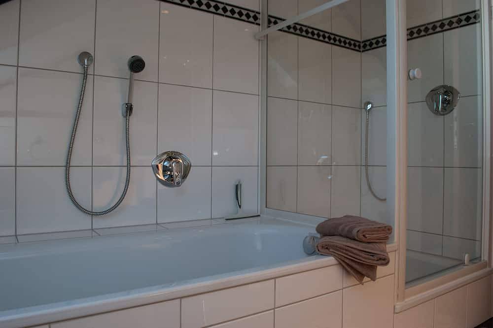 Ganze Wohnung, Entspannung pur in gemütlicher Ferienwohnung in ruhiger Lage im Münsterland in Greven, Münsterland