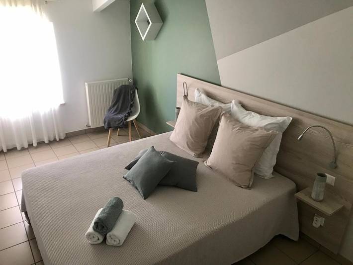 Chambre d’hôte pour 2 personnes, avec jardin ainsi que vue et terrasse dans Chanverrie - 3