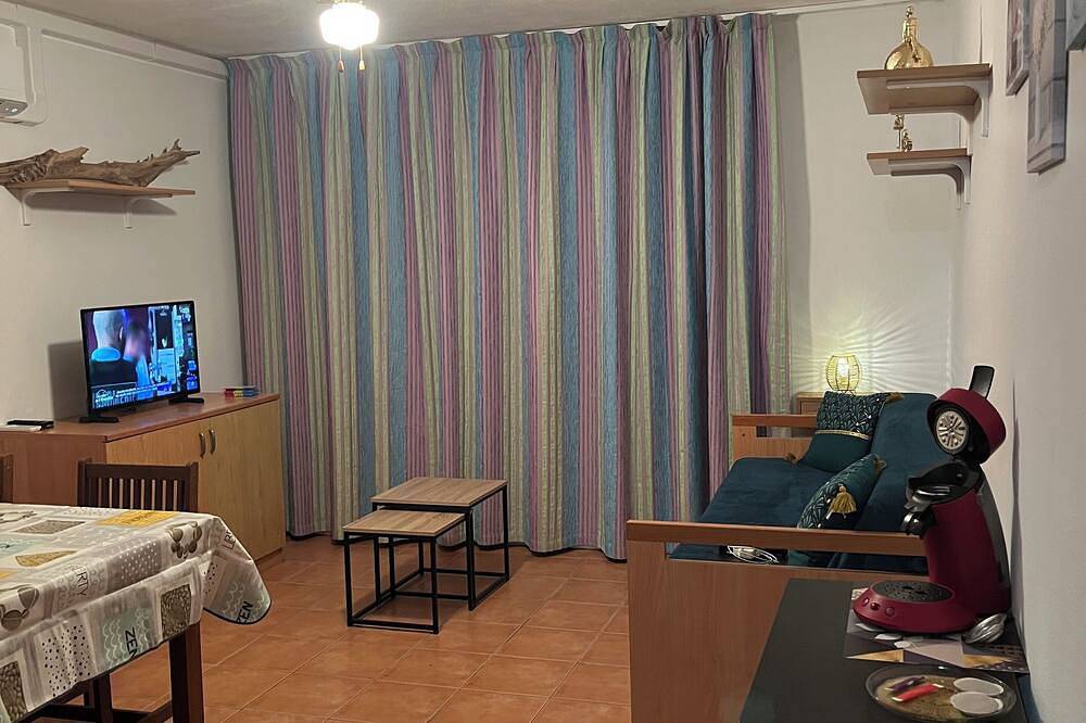 Ganze Wohnung, Apartment Beach/pool access Many shops/restaurants nearby in Moriani-Plage, Corte und Umgebung