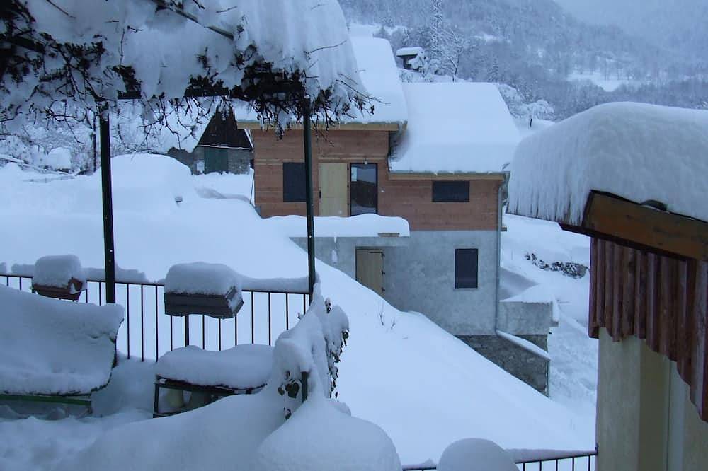Entire apartment, Vaujany / alpesd'huez, Skiing, cycling (marmot / alp'd'huze) 20km col gland in Vaujany, Écrins National Park