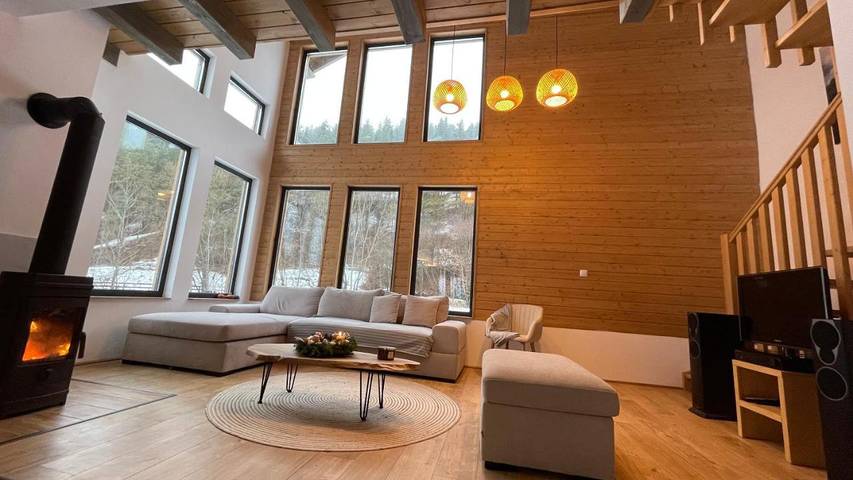 Casa rural para 8 personas, con jardín y vistas en Rumania