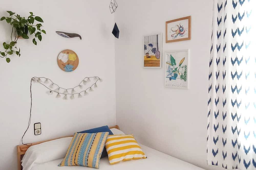 Entire apartment, Art and Nature on the beach of Eucaliptus in Amposta, Delta de l'Ebre