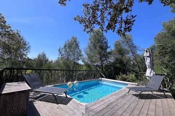 Location de vacances pour 14 personnes, animaux acceptés à Saint-Drézéry