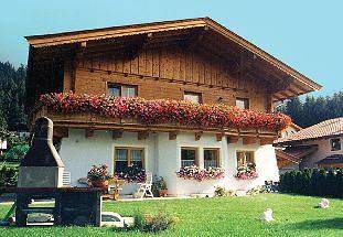 Ferienwohnung für 5 Personen, mit Balkon in Waidring