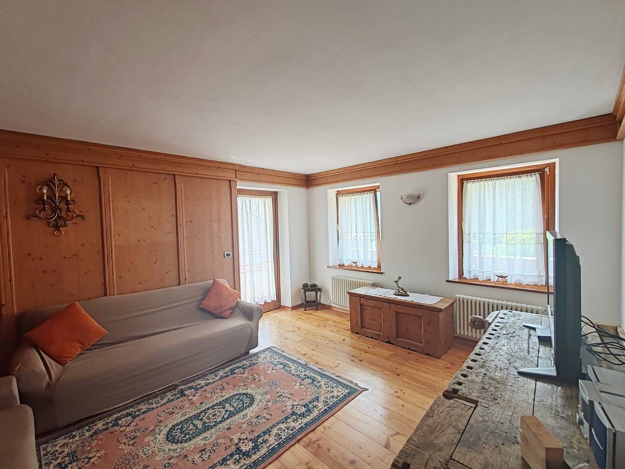 Ganze Wohnung, Ferienwohnung 'Appartamento Nide A Vodo' mit Bergblick, privater Terrasse und Balkon in Vodo di Cadore, Östliche Dolomiten