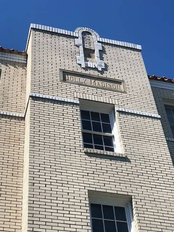 Vacation rental for 3 people, with balcony in Greensboro