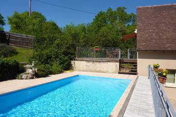 Maison De Vacances pour 8 Personnes dans Loubressac, Lot, Photo 2