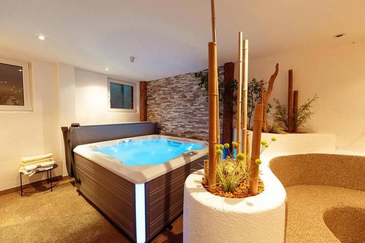Hôtel pour 2 personnes, avec Balcon et Jacuzzi ainsi que Terrasse et Sauna dans St. Magdalena (Gsies) - 3