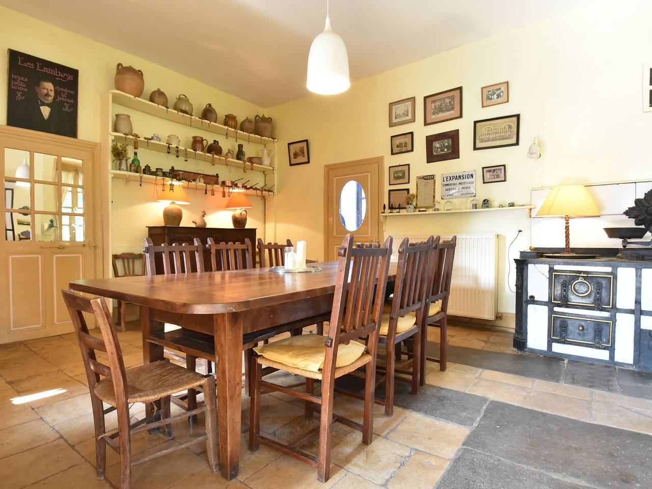 Maison en Bourgogne avec Piscine Privée in Saint-Aubin-sur-Loire, Région de Charolles