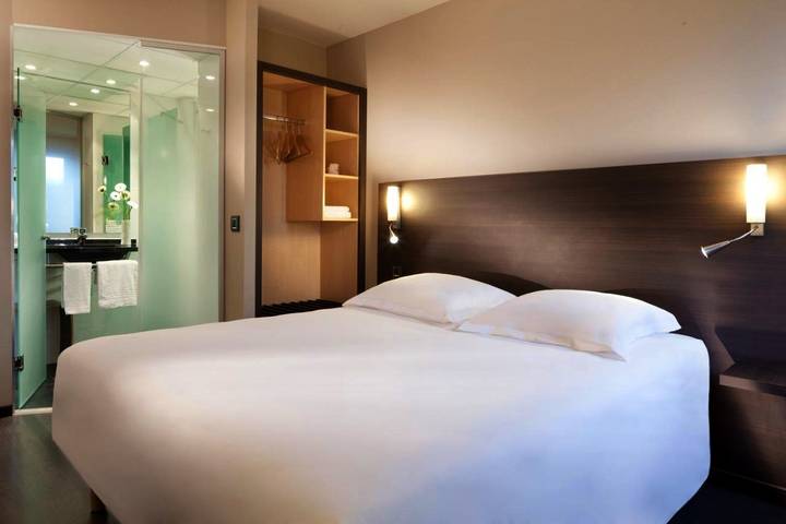 Hôtel pour 4 personnes, avec piscine et jardin, animaux acceptés dans Aéroport de Nantes-Atlantique - 2